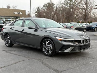 2024 Hyundai Elantra Limited 4DR Sedan