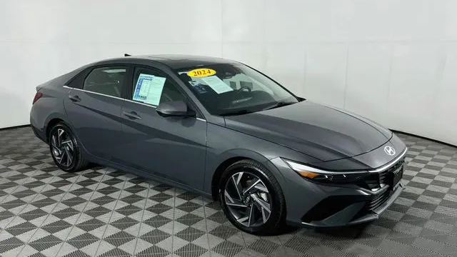 Preowned 2024 Hyundai ELANTRA Limited for Sale