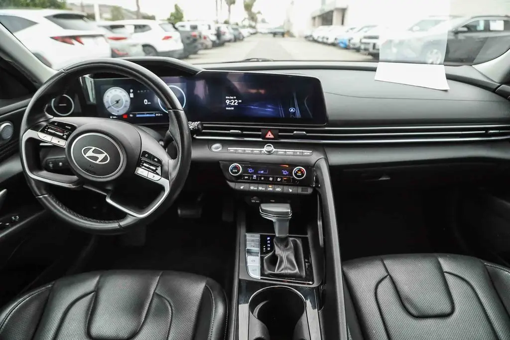 2024 Hyundai Elantra - $18,498