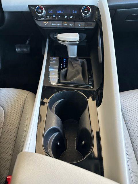 2025 Hyundai Elantra - $22,593