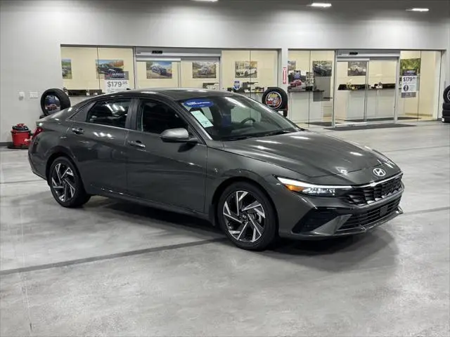 2026 Hyundai Elantra - $27,202