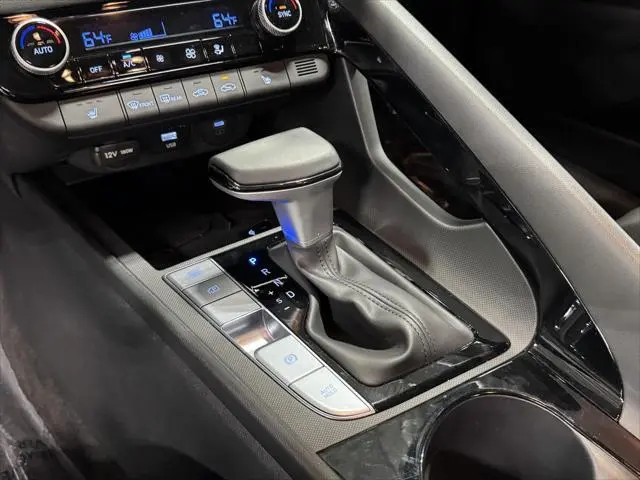 2026 Hyundai Elantra - $27,202
