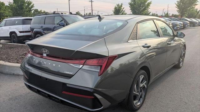 2026 Hyundai ELANTRA Limited