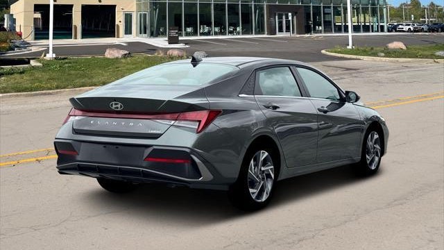 2026 Hyundai ELANTRA Limited
