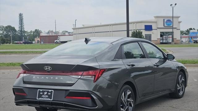 2026 Hyundai ELANTRA Limited