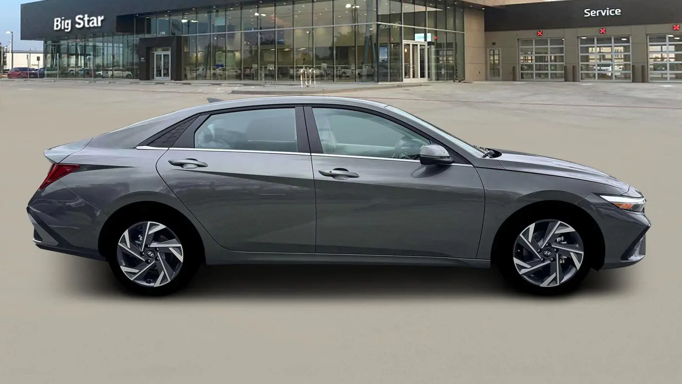 2026 Hyundai ELANTRA Limited