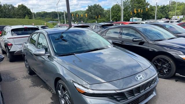 2026 Hyundai ELANTRA Limited