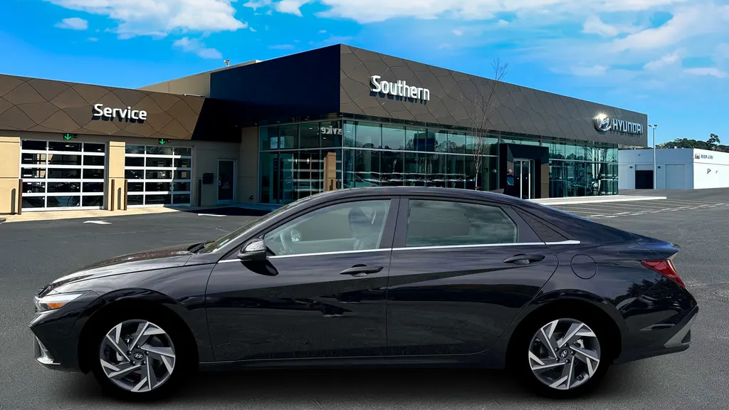 2026 Hyundai ELANTRA Limited