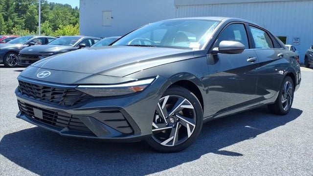 2026 Hyundai ELANTRA Limited