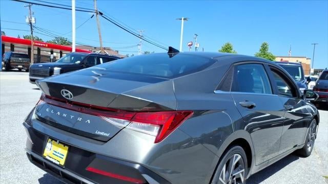 2026 Hyundai ELANTRA Limited