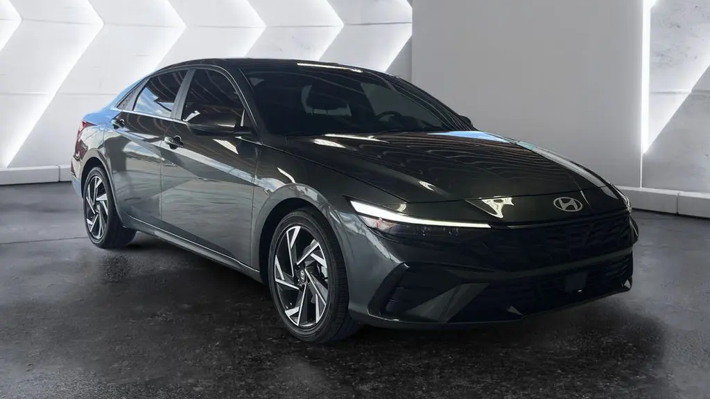 Preowned 2025 Hyundai ELANTRA Limited for Sale