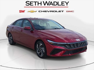 2025 Hyundai Elantra Limited 4DR Sedan