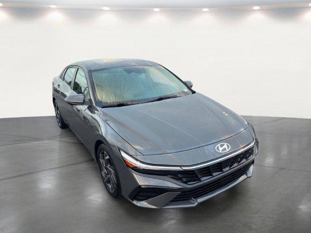 2026 Hyundai Elantra - $25,490