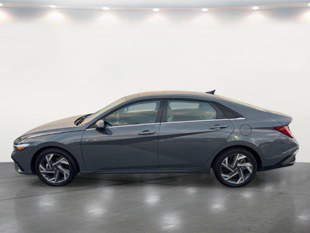 2026 Hyundai Elantra - $25,490