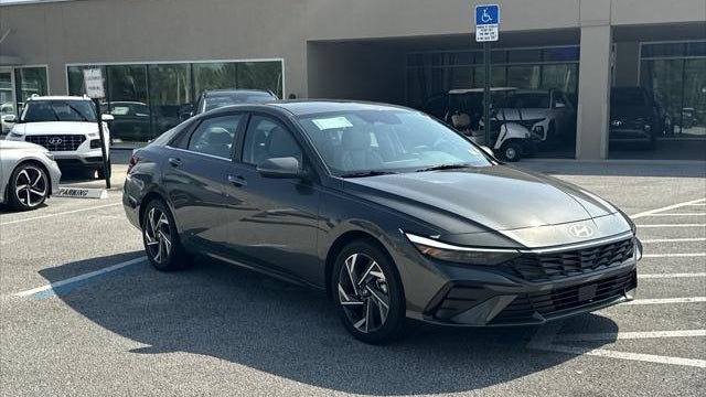 2026 Hyundai ELANTRA Limited
