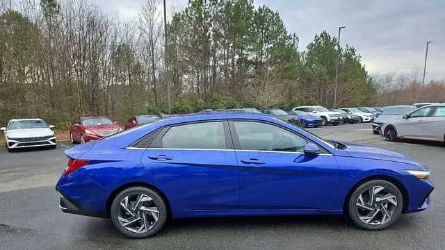 2026 Hyundai ELANTRA Limited