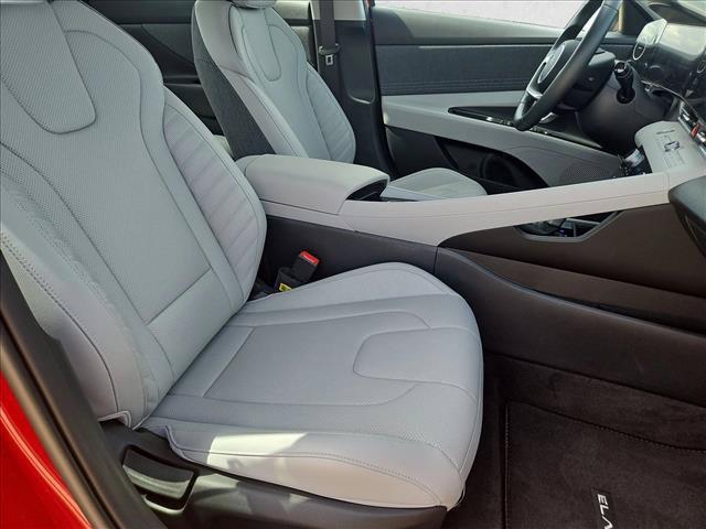 2026 Hyundai Elantra - $27,002