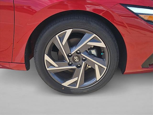 2026 Hyundai Elantra - $27,002