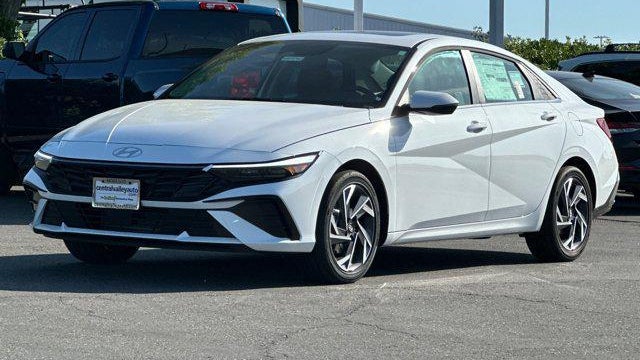 2026 Hyundai ELANTRA Limited