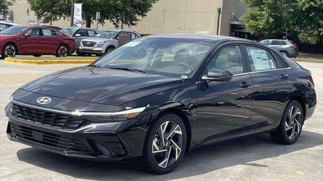2026 Hyundai ELANTRA Limited