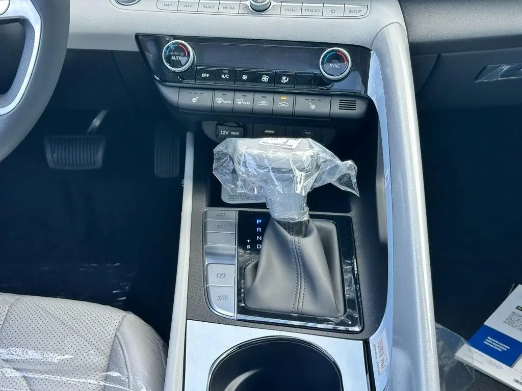 2026 Hyundai Elantra - $24,777