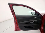 2025 Elantra Thumbnail 12