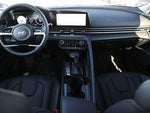 2025 Elantra Thumbnail 32