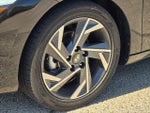 2025 Elantra Thumbnail 11
