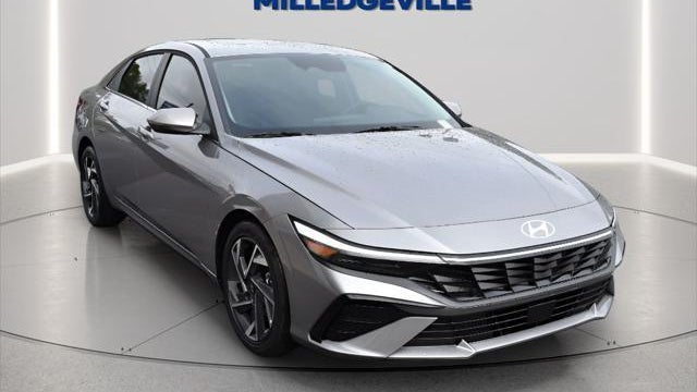 2026 Hyundai ELANTRA Limited
