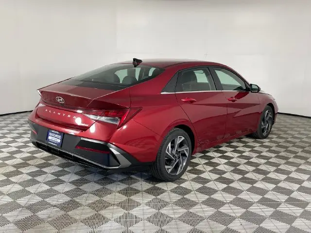 2026 Hyundai Elantra - $26,239