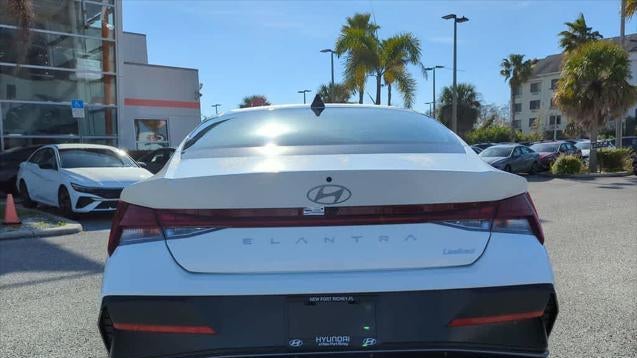 2026 Hyundai ELANTRA Limited