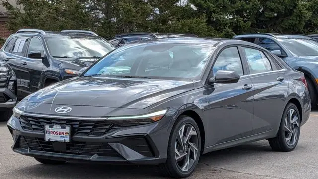 2026 Hyundai ELANTRA Limited