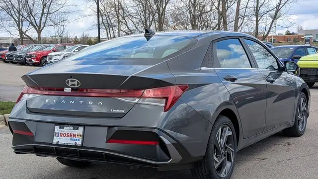 2026 Hyundai ELANTRA Limited