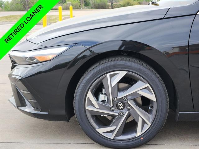 2026 Hyundai Elantra - $27,871