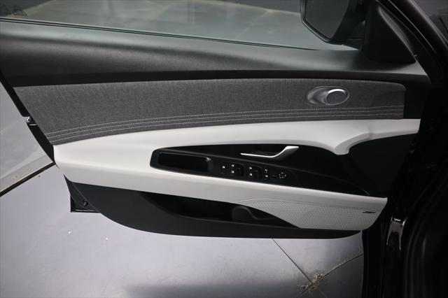 2026 Hyundai Elantra - $26,124