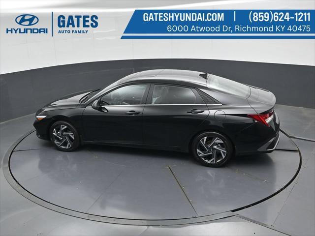 2026 Hyundai Elantra - $26,124