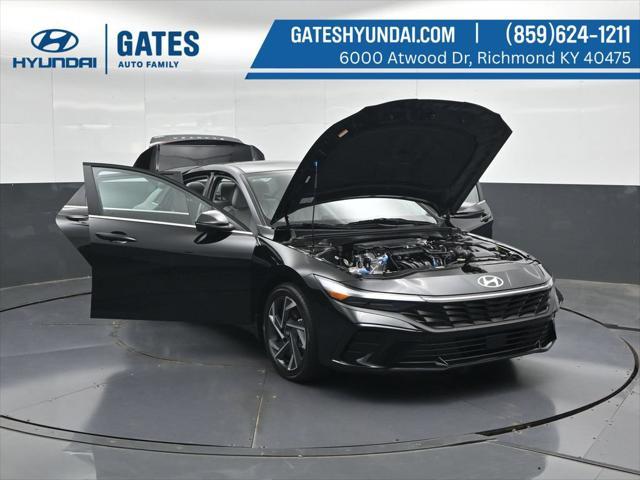 2026 Hyundai Elantra - $26,124
