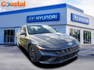 2024 Hyundai Elantra Limited 4DR Sedan