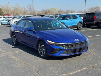 2024 Hyundai Elantra Limited 4DR Sedan