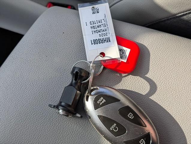 2024 Hyundai Elantra - $20,954