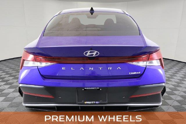 2024 Hyundai Elantra - $18,800