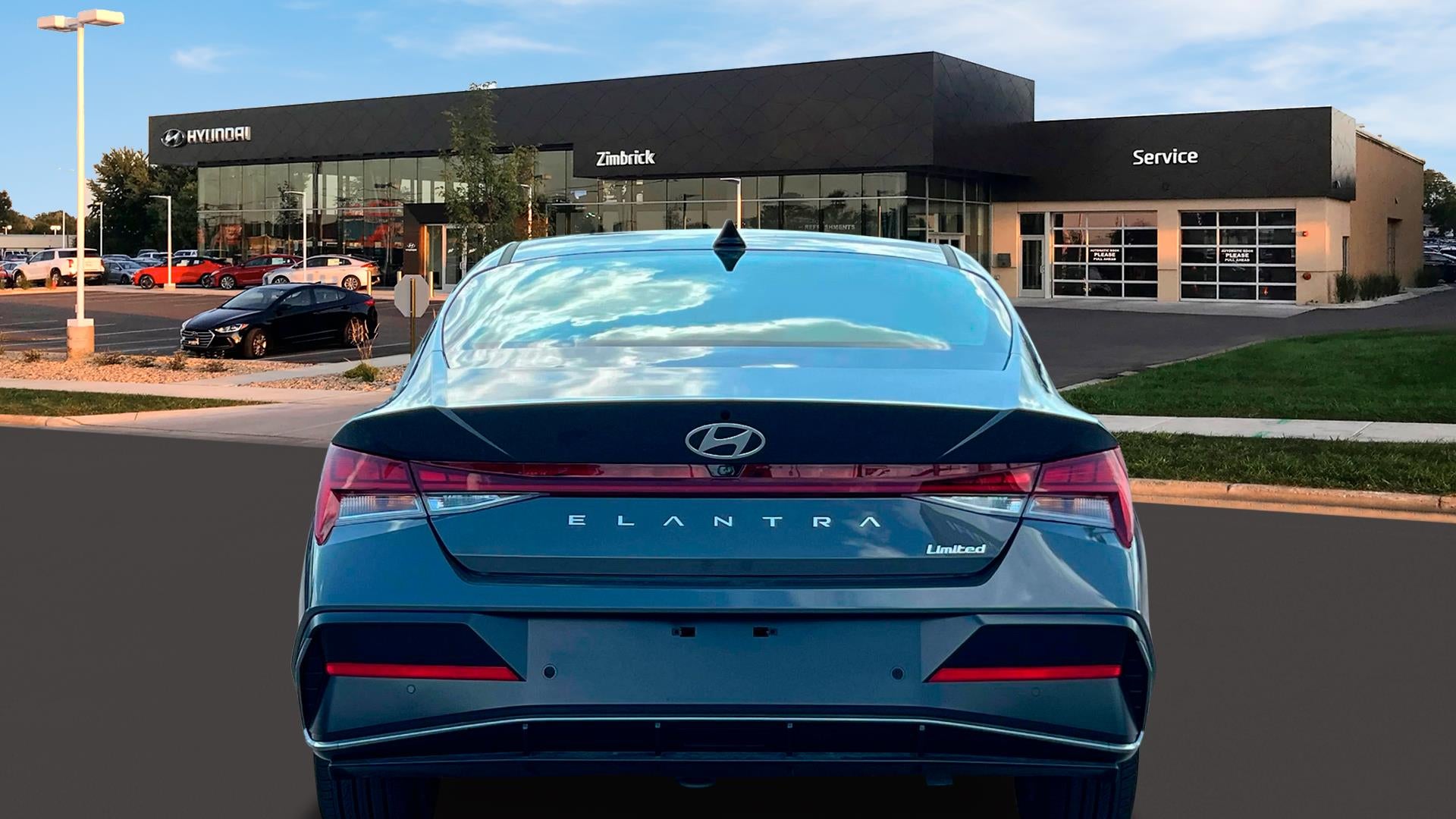 2025 Hyundai ELANTRA Limited