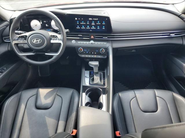 2025 Hyundai Elantra - $24,995