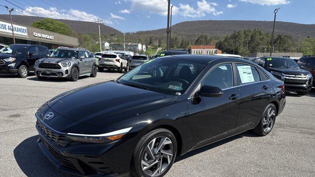 2026 Hyundai ELANTRA Limited