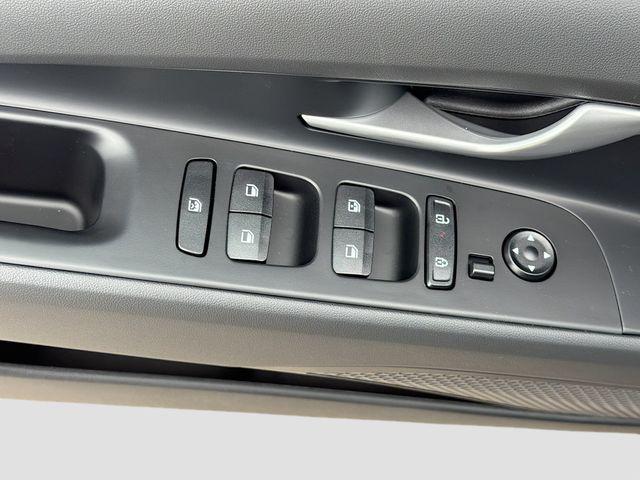 2026 Hyundai Elantra - $24,598