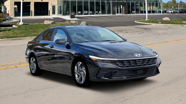 2026 Hyundai ELANTRA Limited