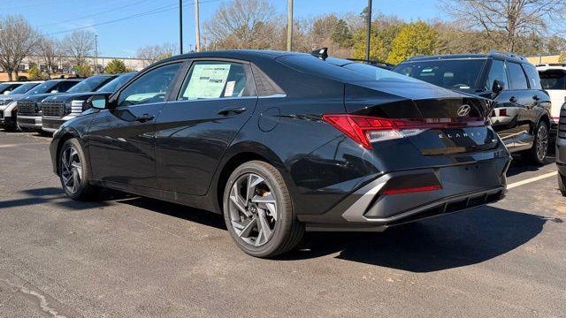 2026 Hyundai ELANTRA Limited