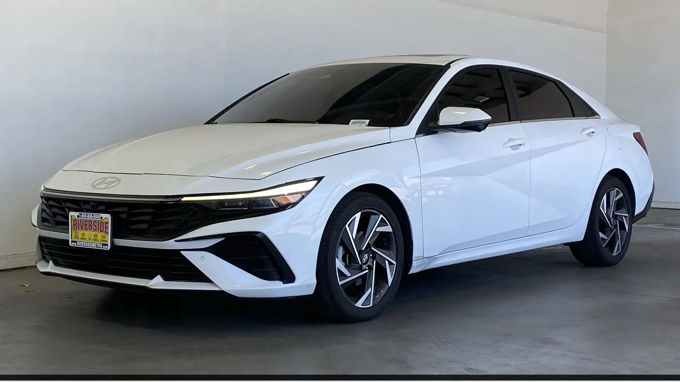 Preowned 2024 Hyundai ELANTRA Limited for Sale