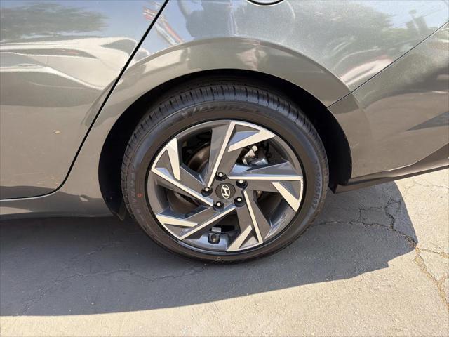 2024 Hyundai Elantra - $19,598
