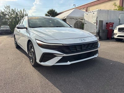 2024 Hyundai Elantra Limited 4DR Sedan